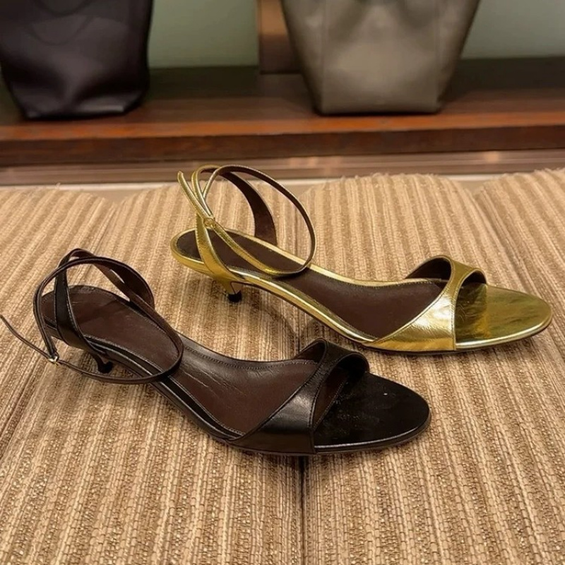 Sandalias de cuero genuino par - Kitten Heel Women reseña y precio